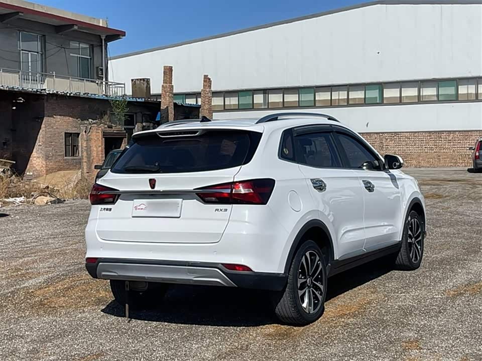 Roewe RX3