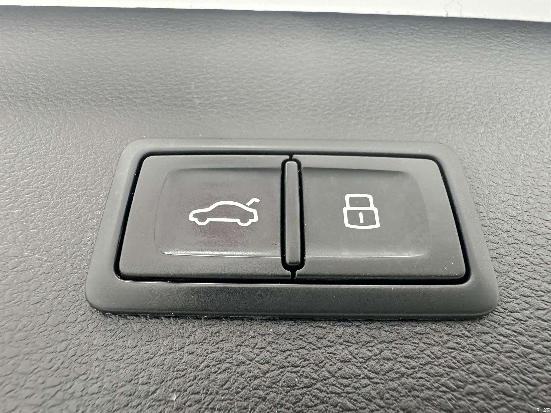 Audi Q2L, 2022 17