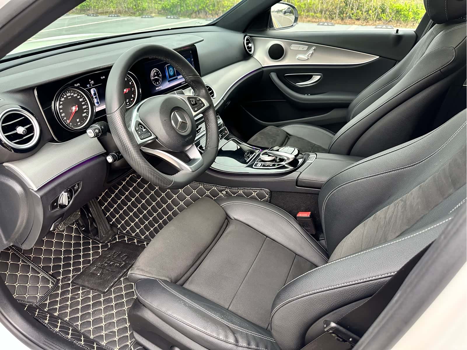 Mercedes-Benz E-Class, 2018 11