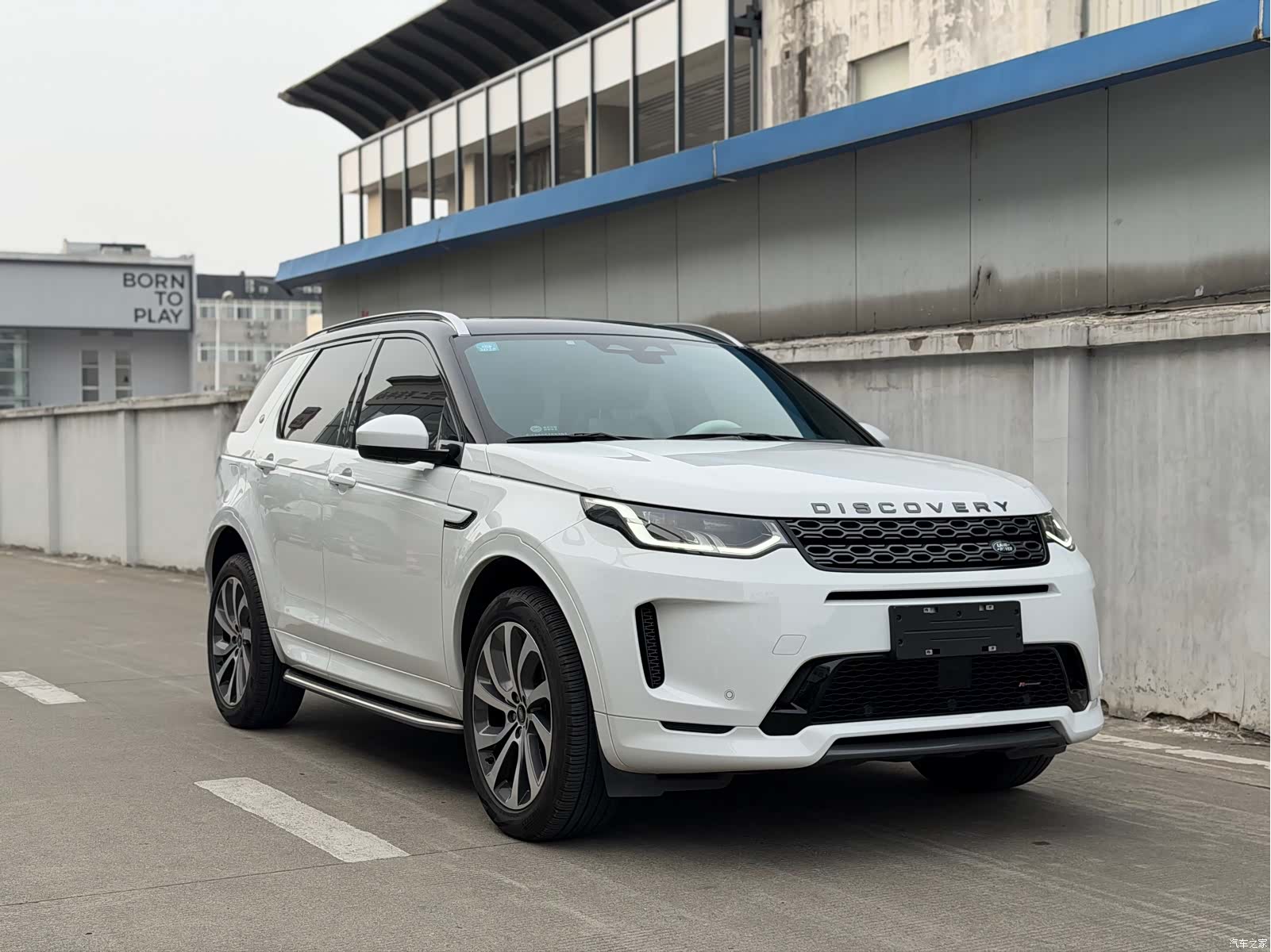Land Rover Discovery, 2023 3