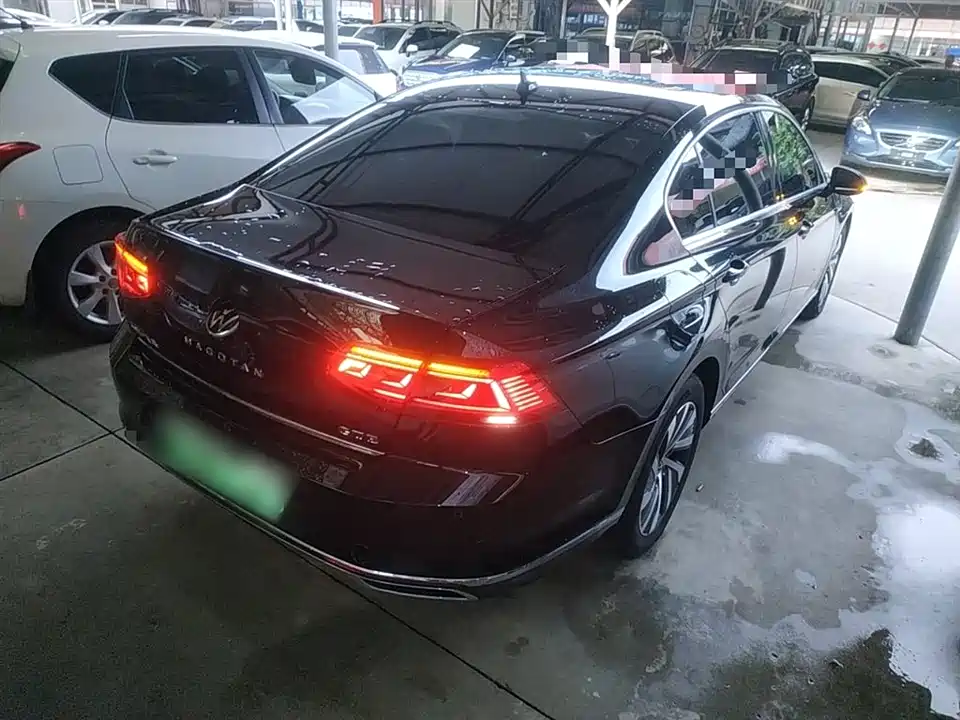 Volkswagen Magotan GTE