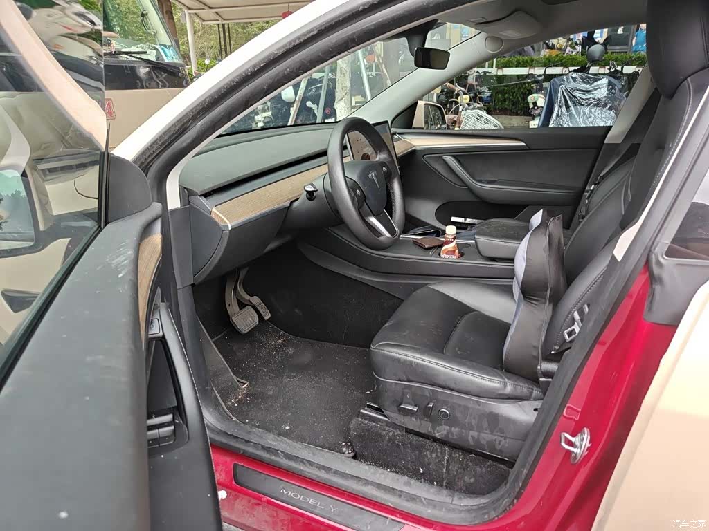 Tesla Model Y, 2021 14