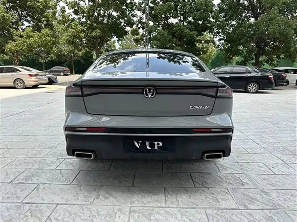 Changan UNI-V