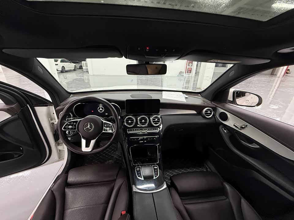 Mercedes-Benz GLC Mercedes-Benz GLC