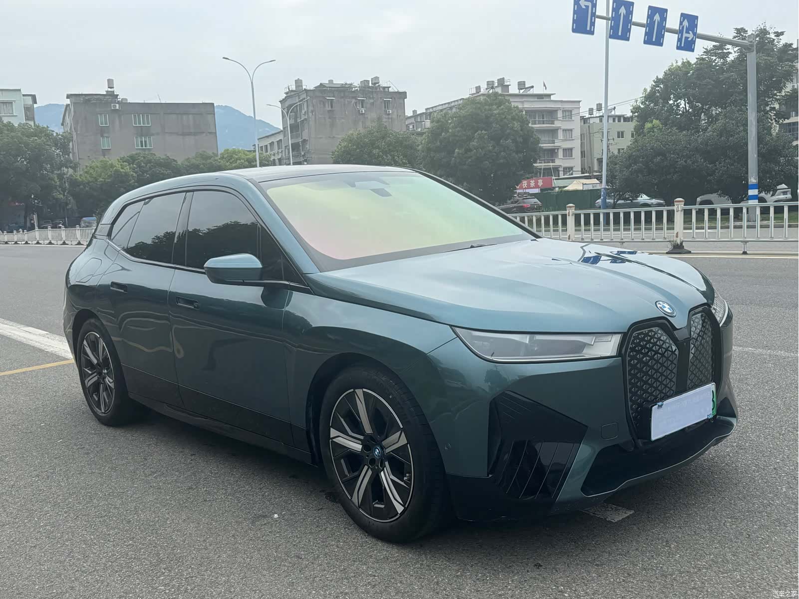 BMW iX, 2025 3