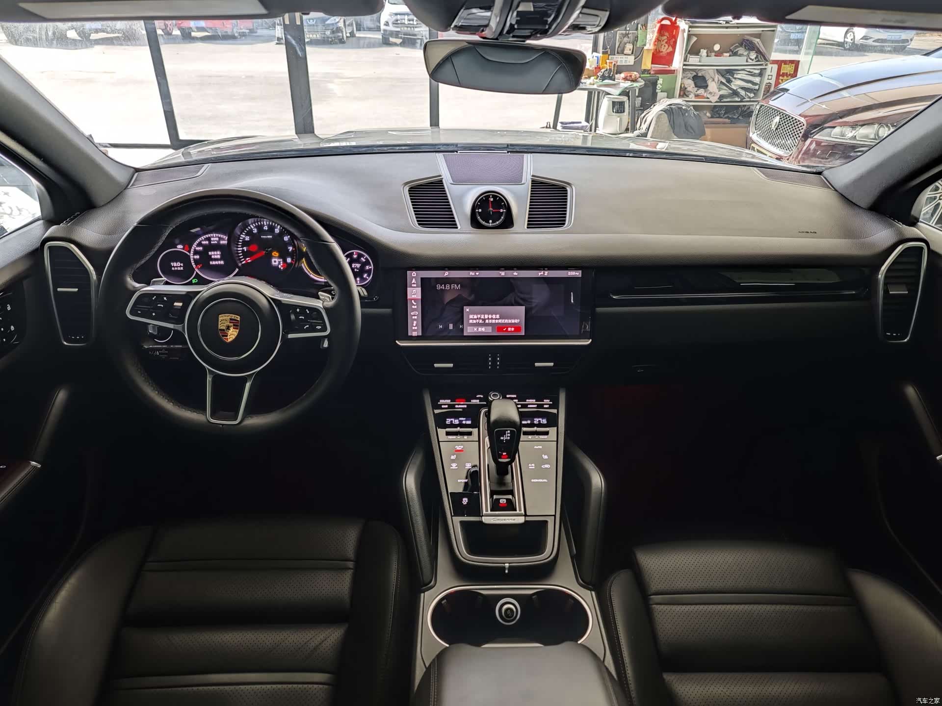 Porsche Cayenne, 2022 11
