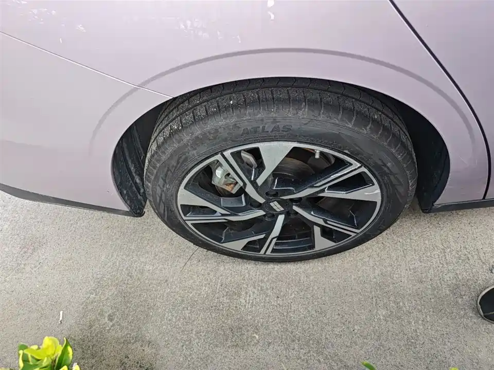 Geely Galaxy Galaxy L6