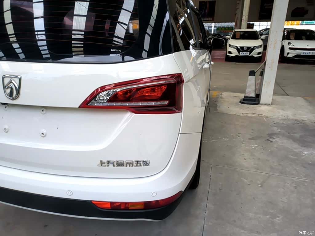 Wuling 730, 2019 8