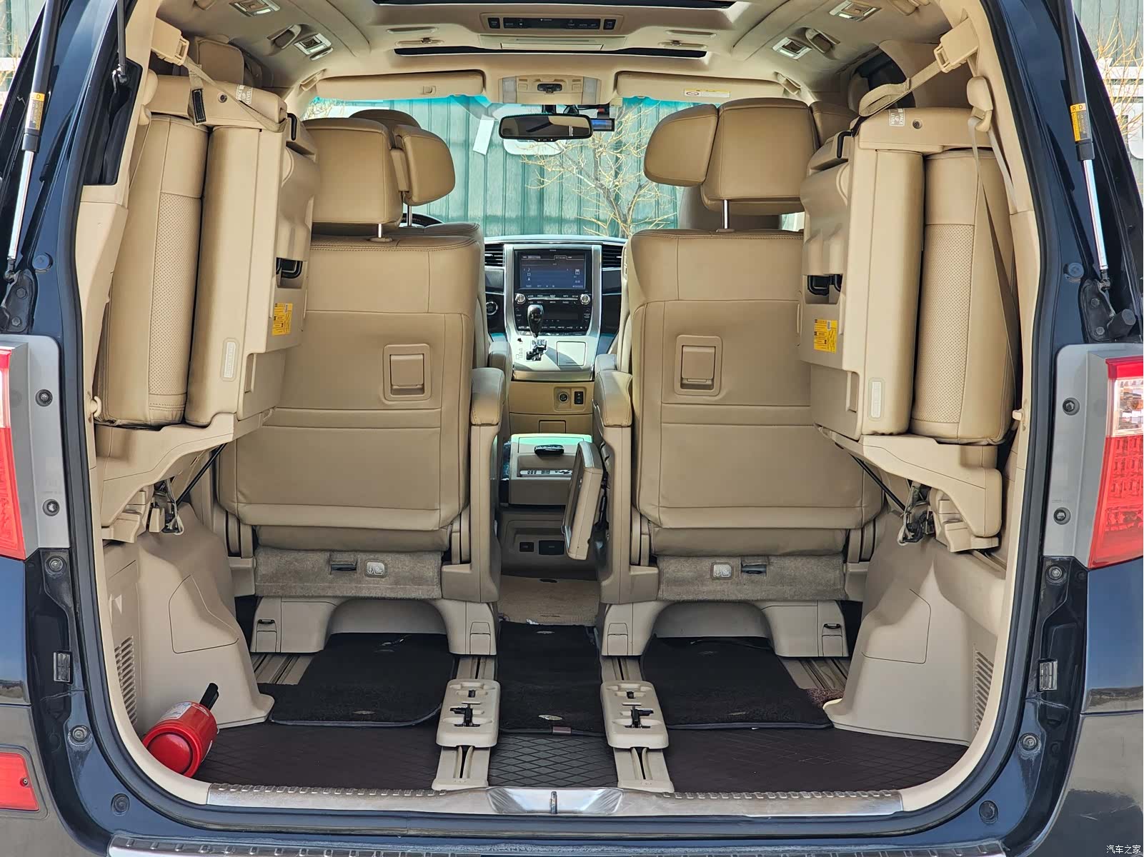 Toyota Alphard, 2012 29