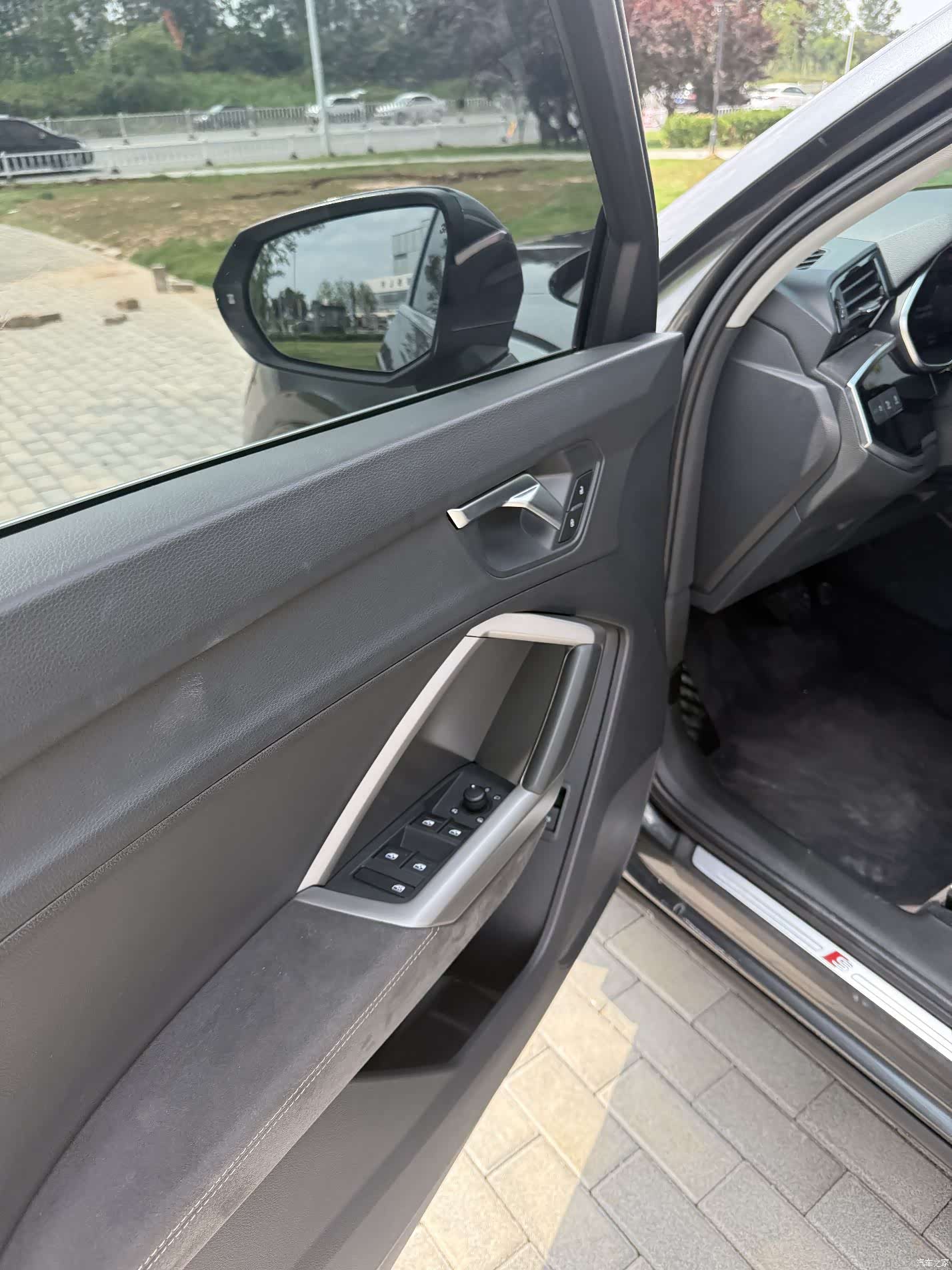 Audi Q3, 2023 14