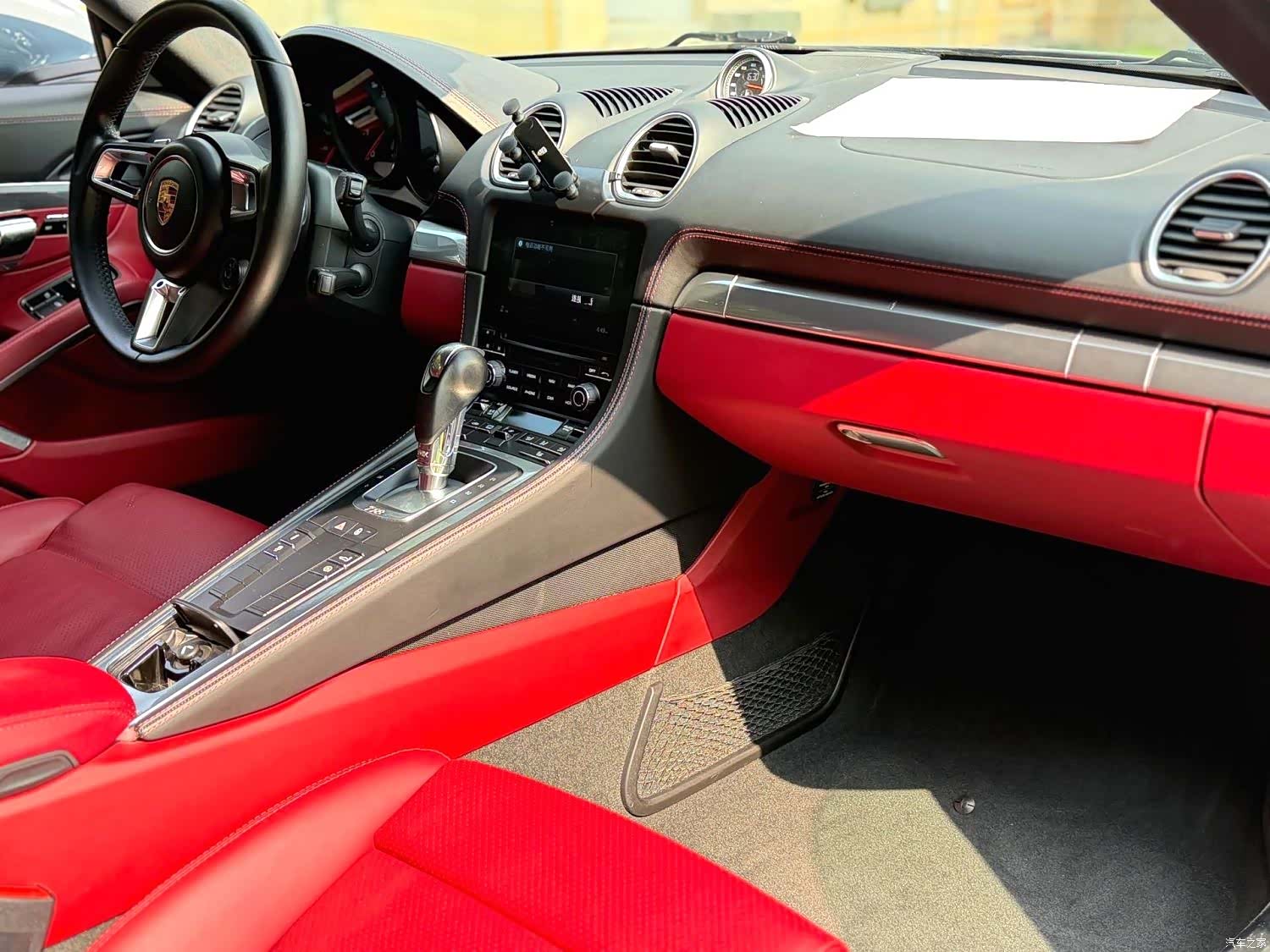Porsche Cayman, 2016 все фото