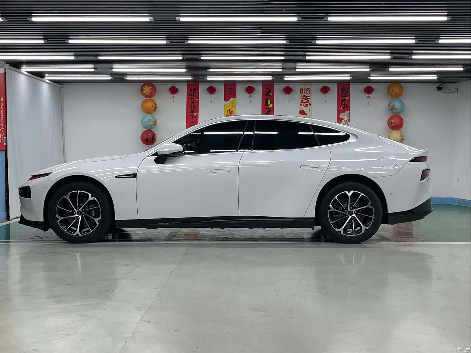 Xpeng P7, 2021 4