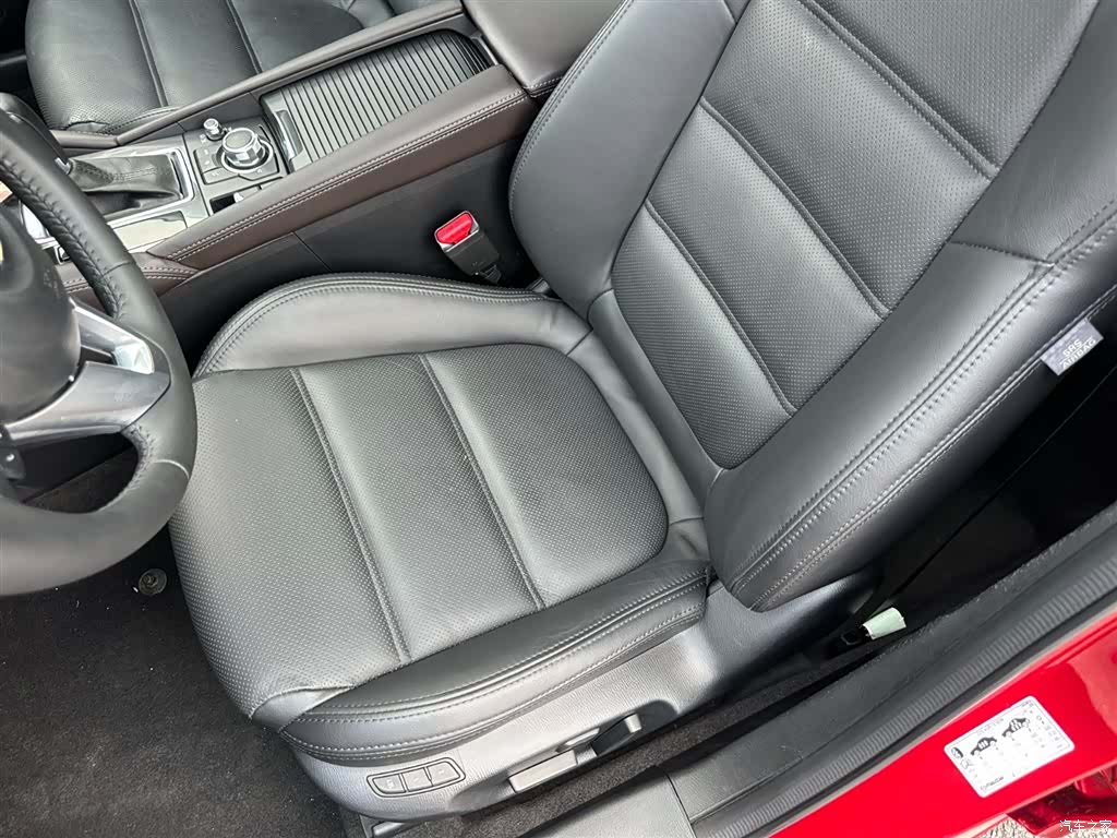 Mazda Atenza, 2017 8