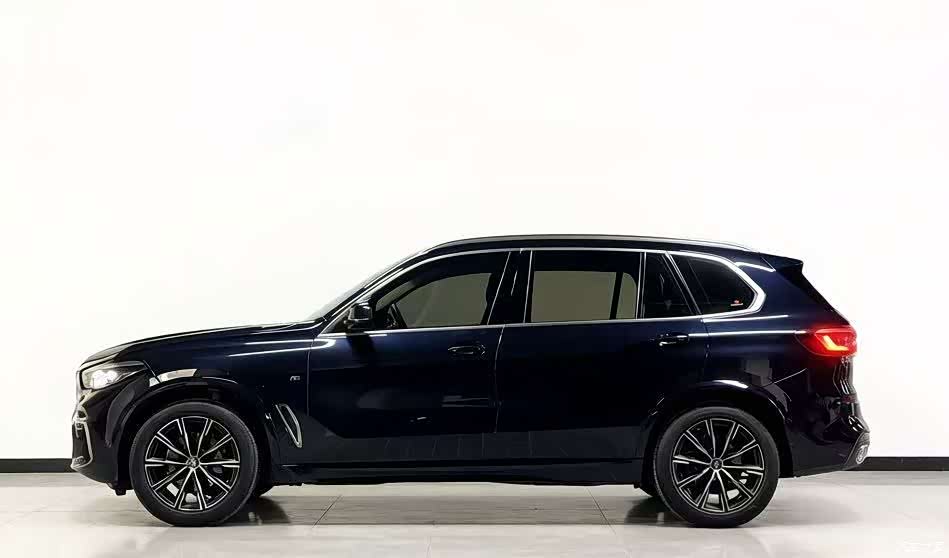 BMW X5, 2023 3