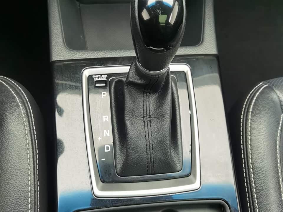 Hyundai Name picture