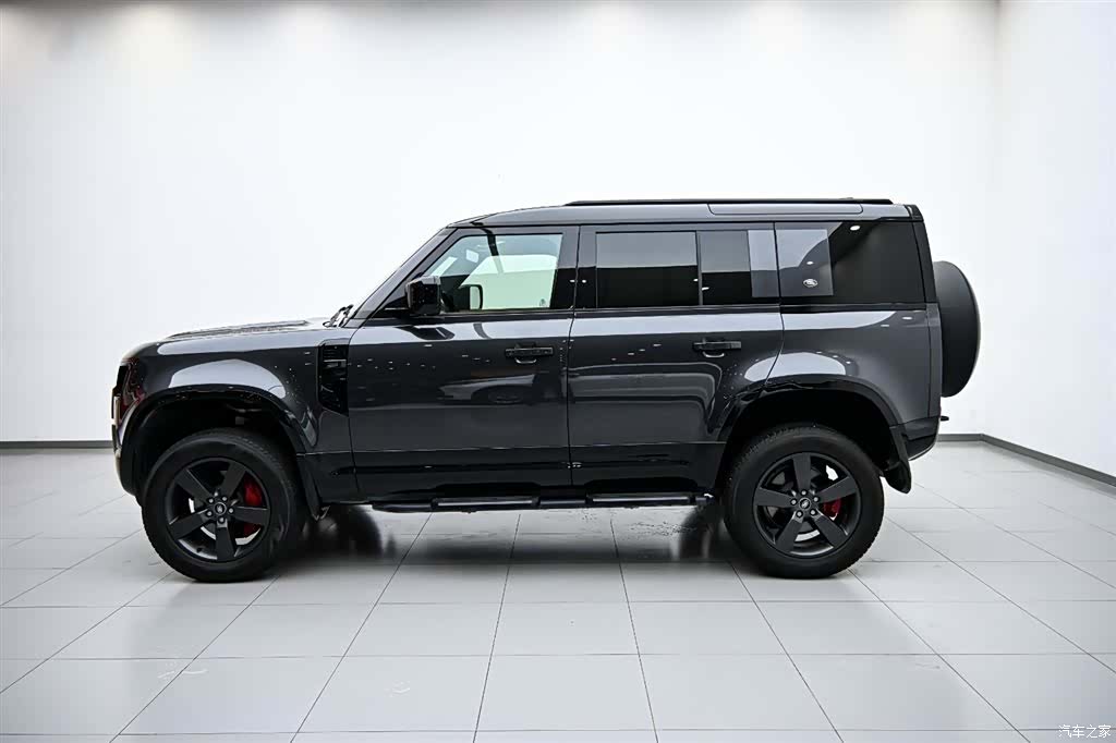 Land Rover Defender, 2024 все фото