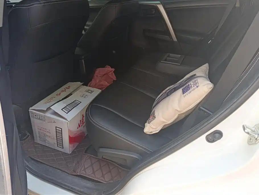 Toyota RAV4 Rongfang