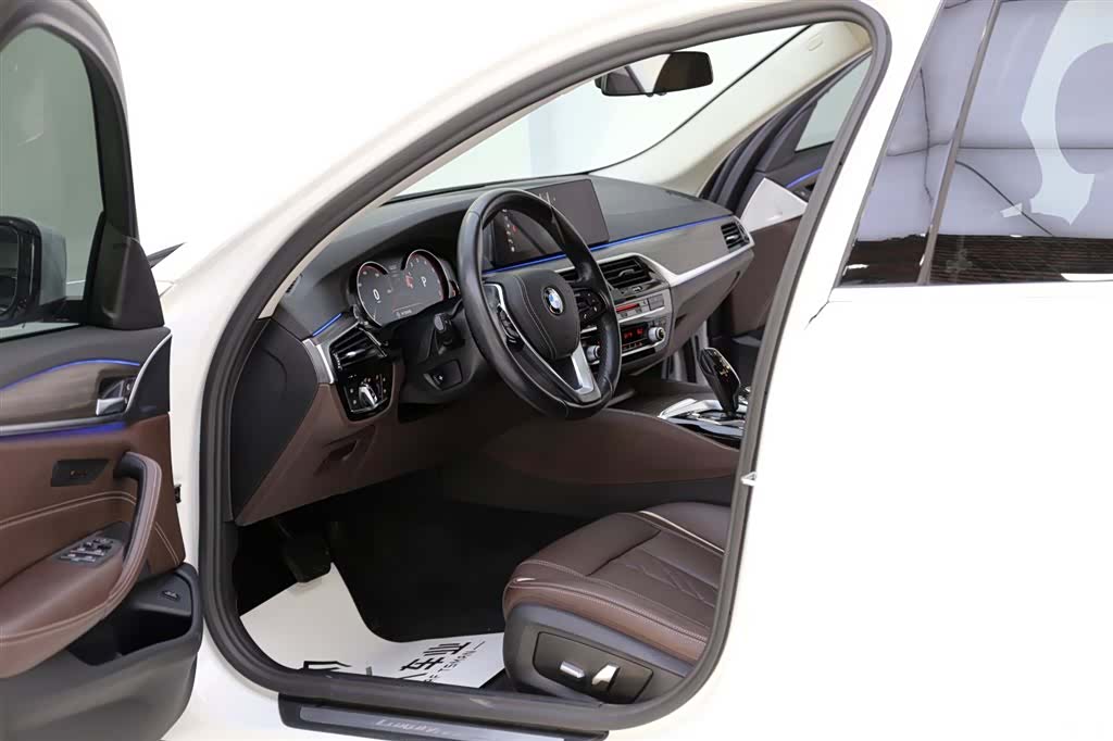 BMW 5 Series, 2018 все фото