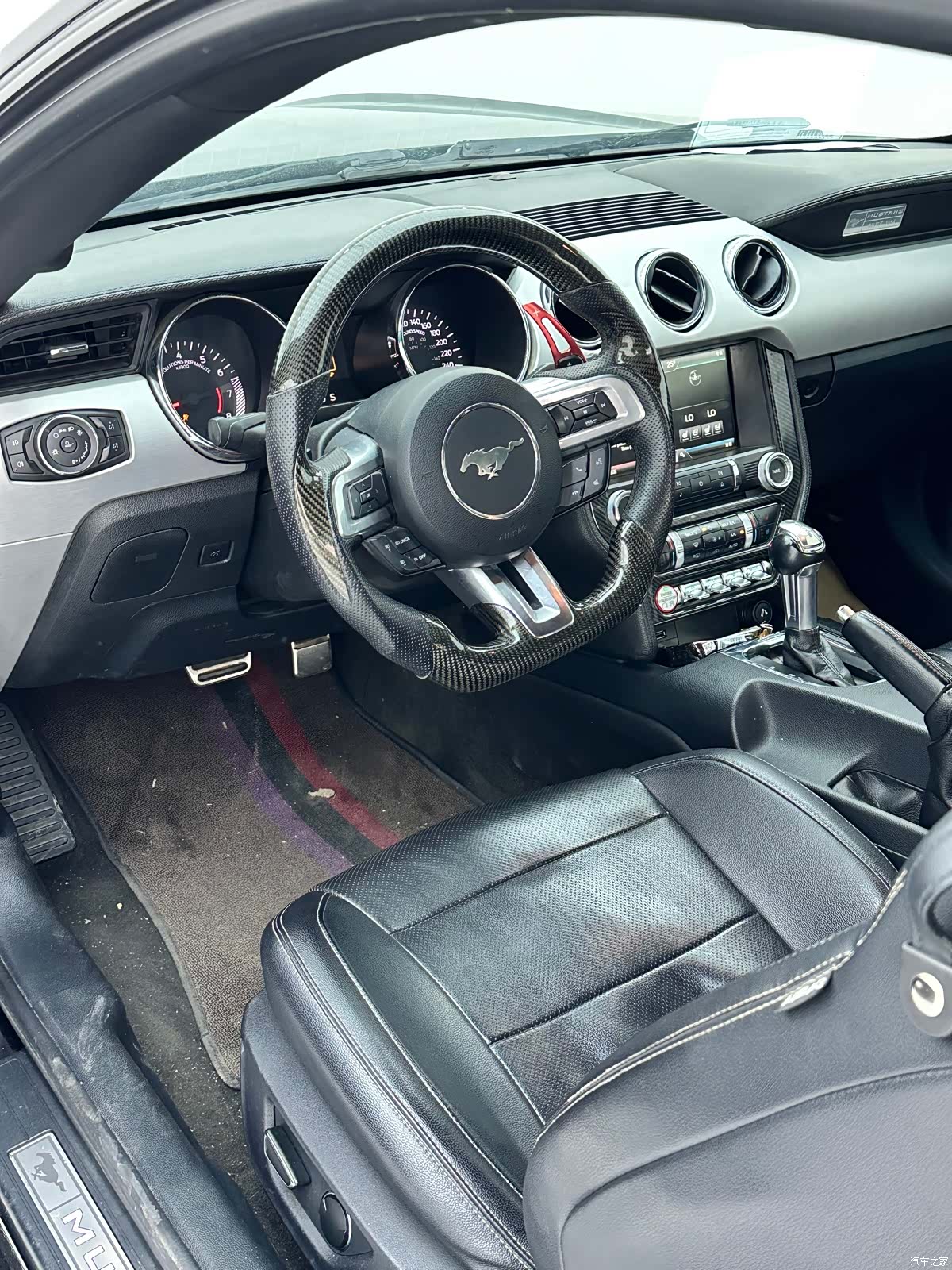 Ford Mustang, 2015 6