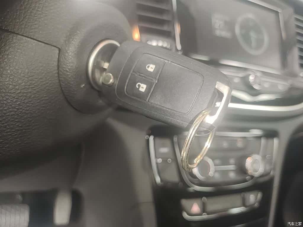 Buick Encore, 2019 9