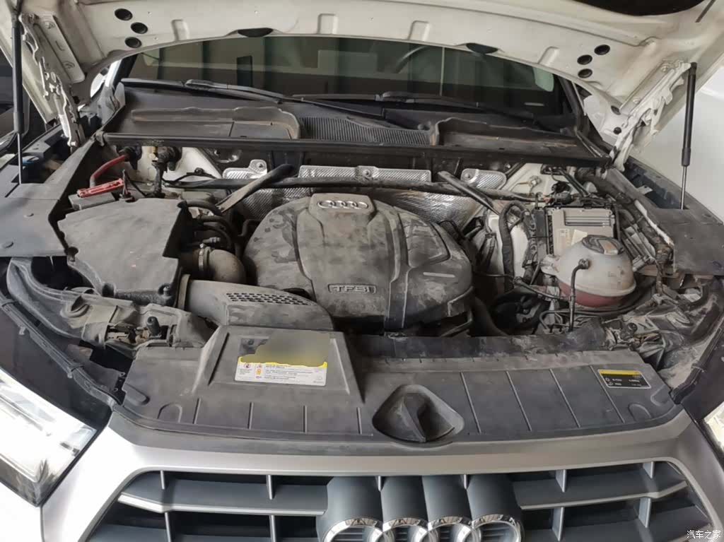 Audi Q5L, 2019 20