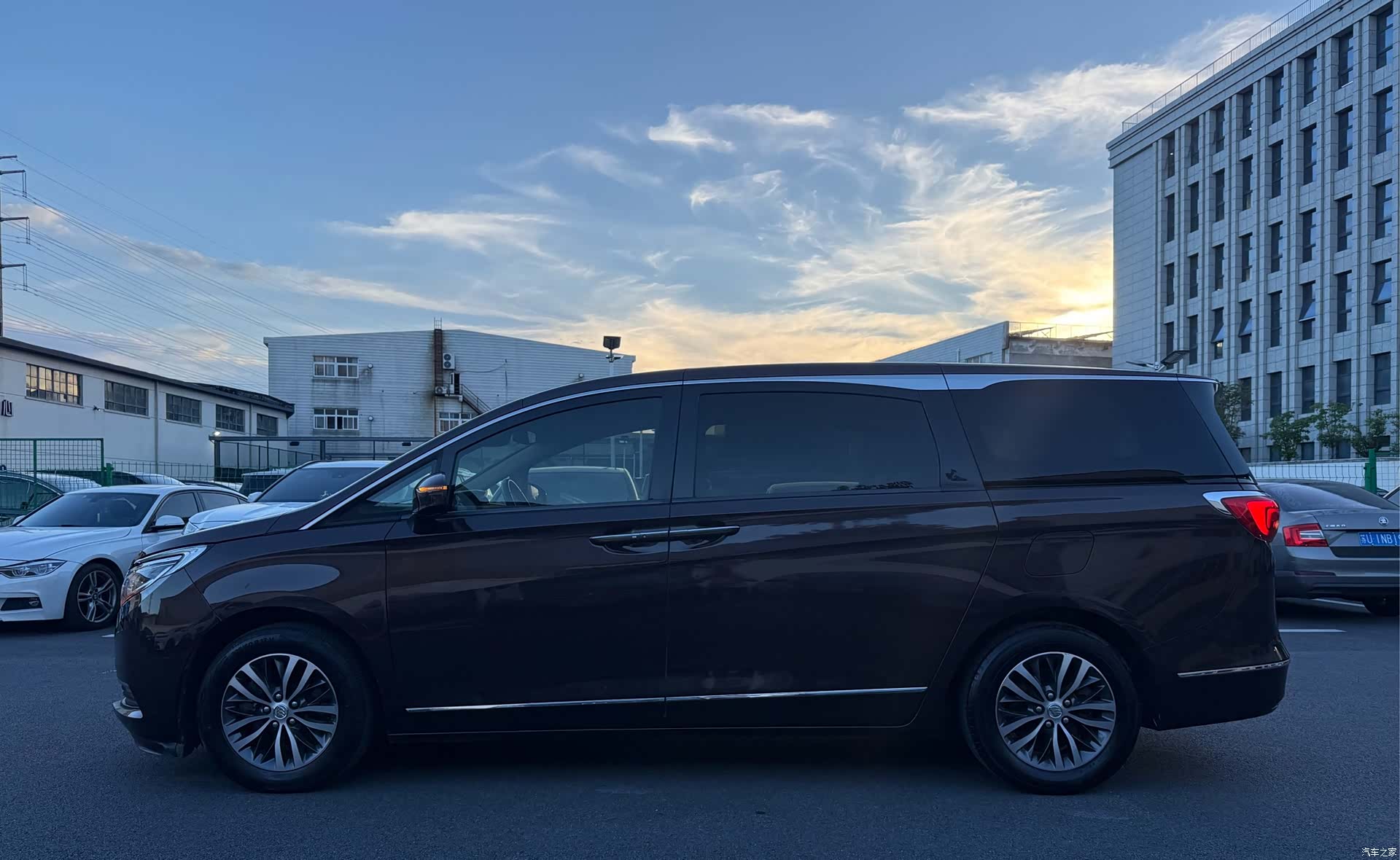 Buick GL8, 2017 12