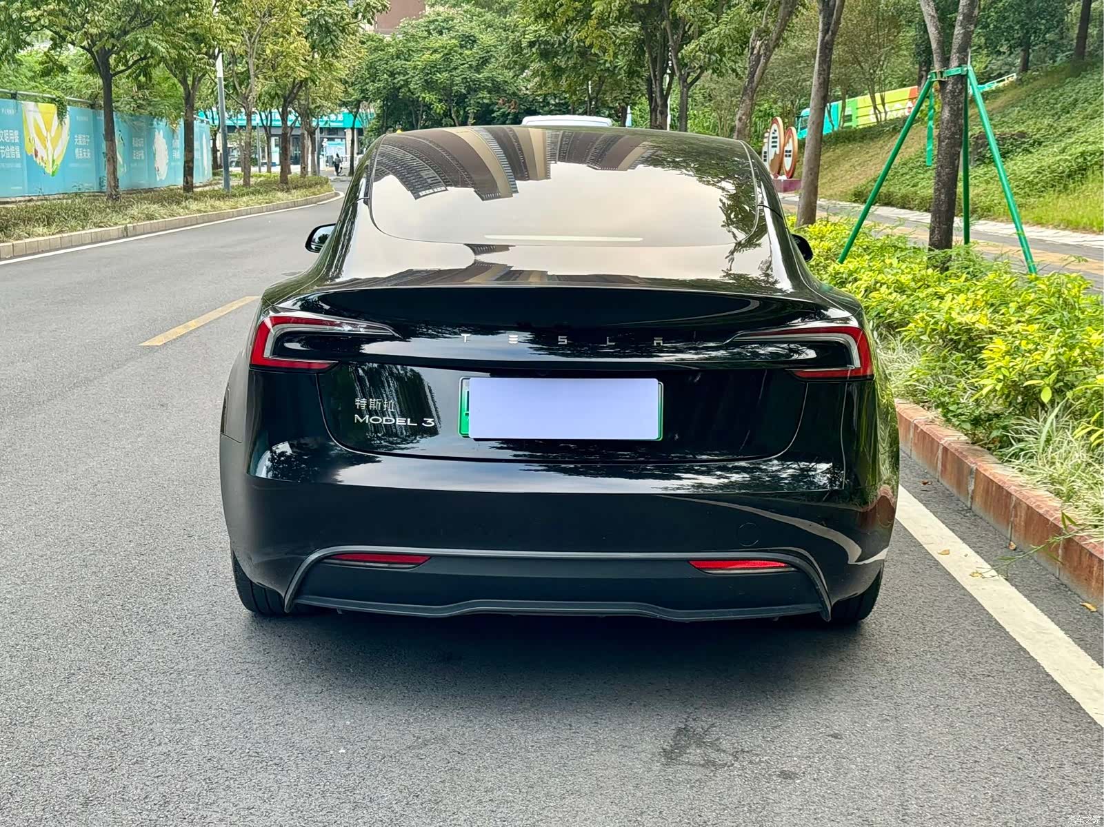 Tesla Model 3, 2023 11