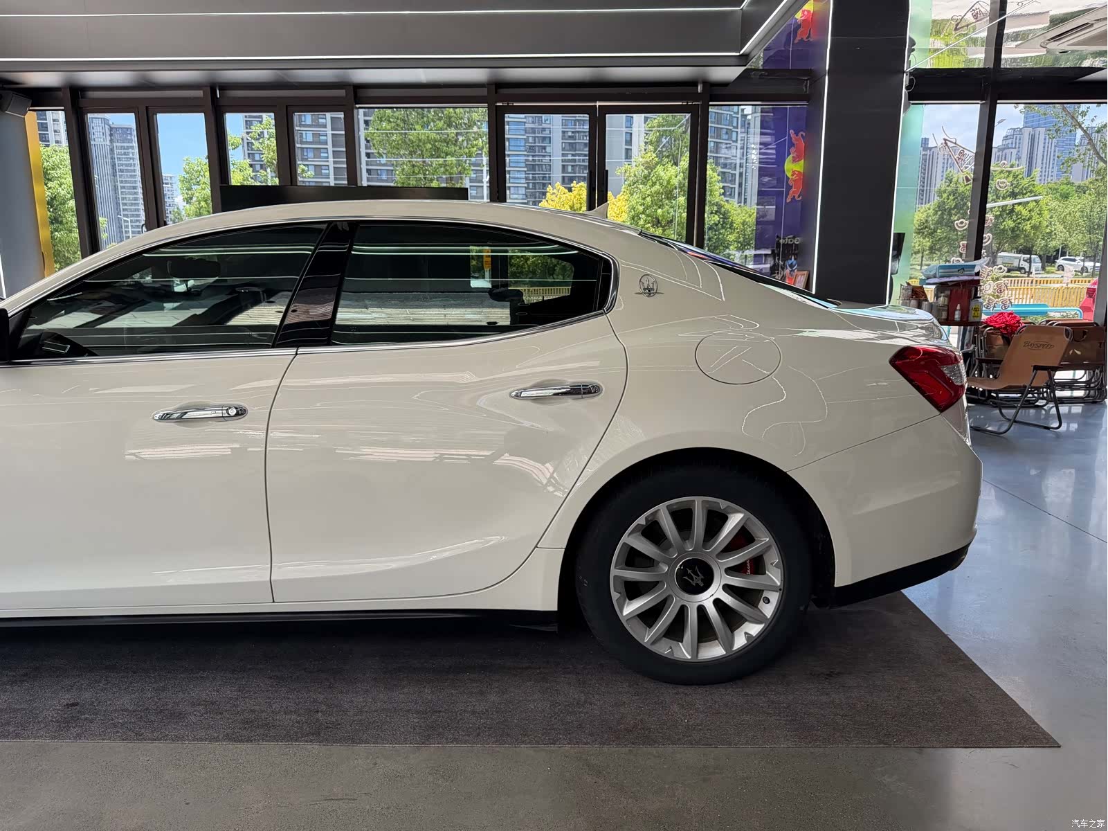 Maserati Ghibli, 2017 16