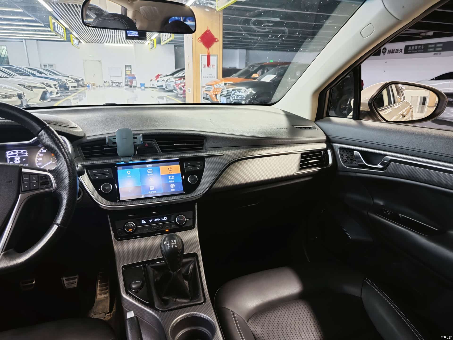 Geely Emgrand, 2016 12
