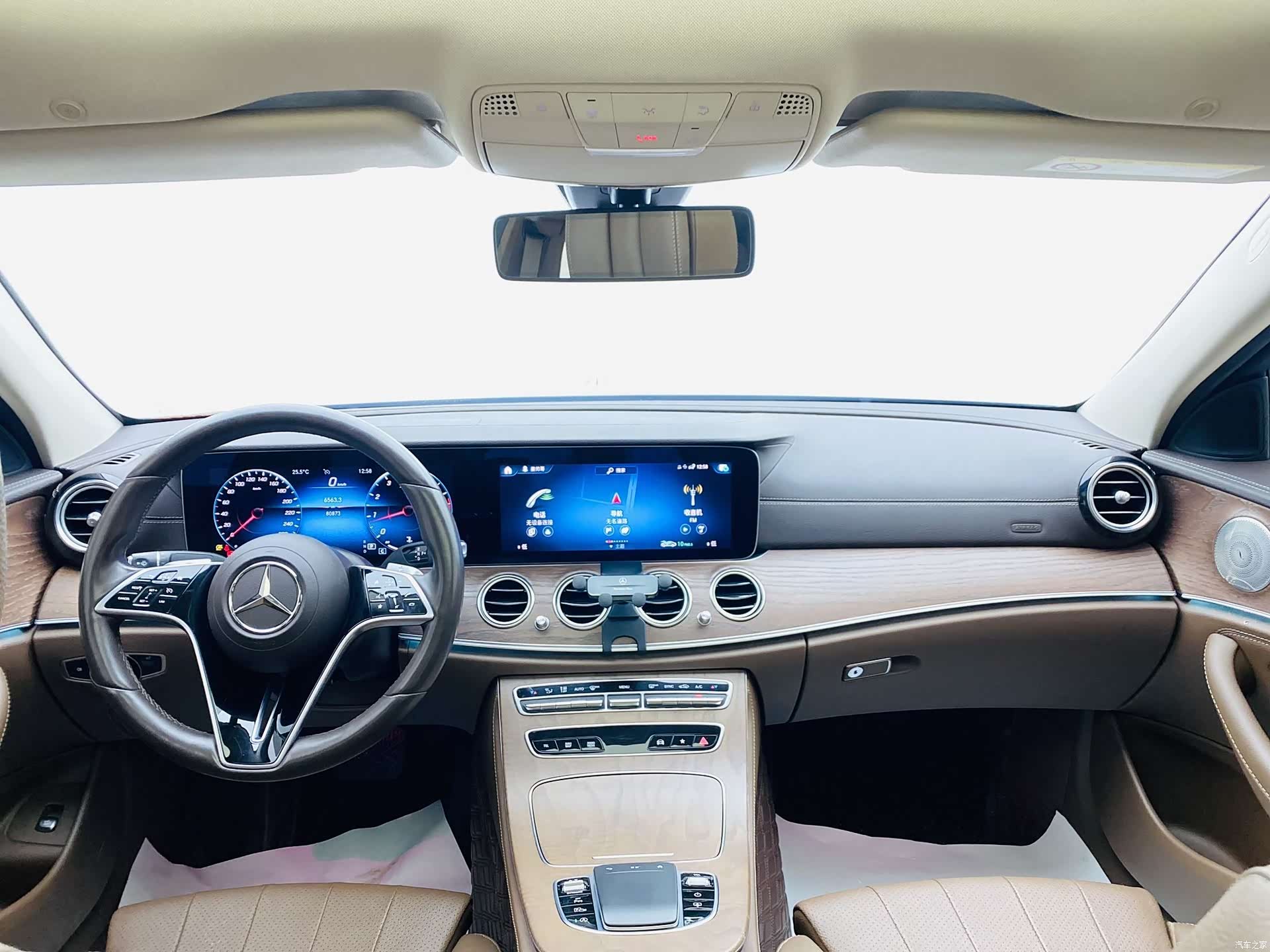 Mercedes-Benz E-Class, 2022 7