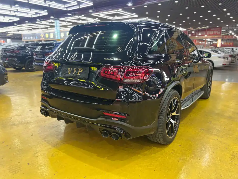 Mercedes-Benz GLC AMG