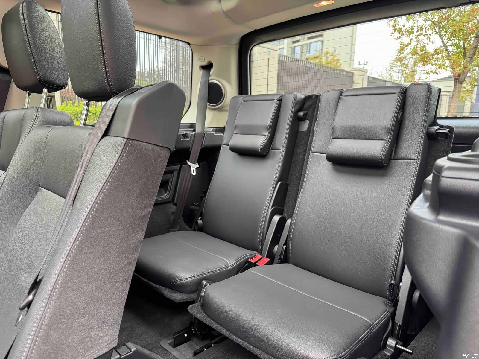 Land Rover Discovery, 2016 4