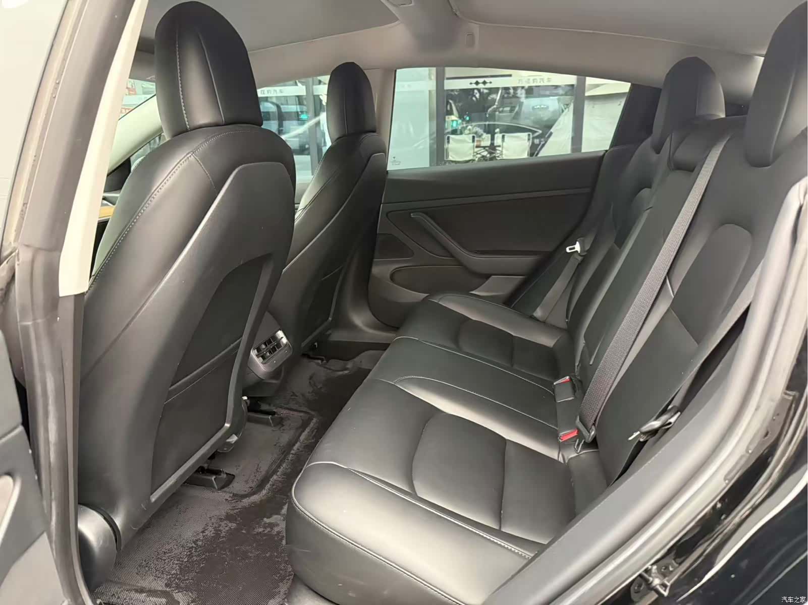 Tesla Model 3, 2020 6
