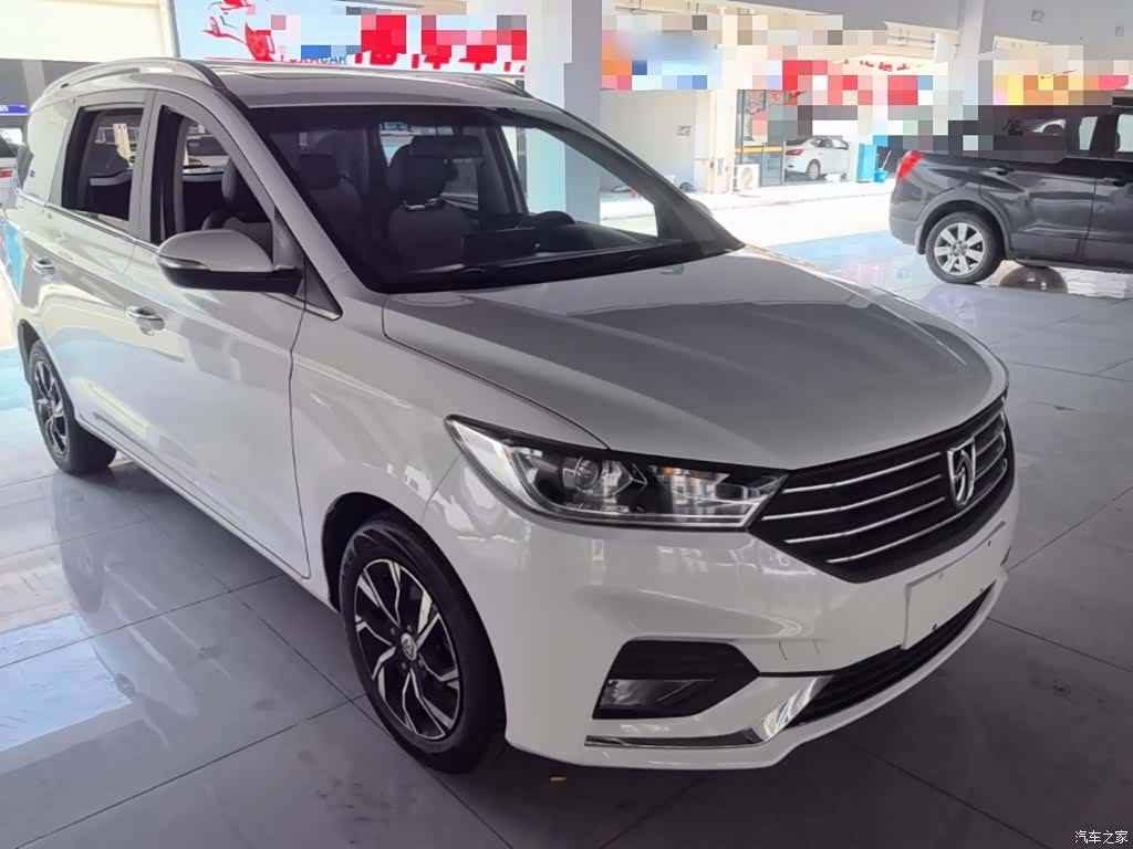 Wuling 360, 2018 4