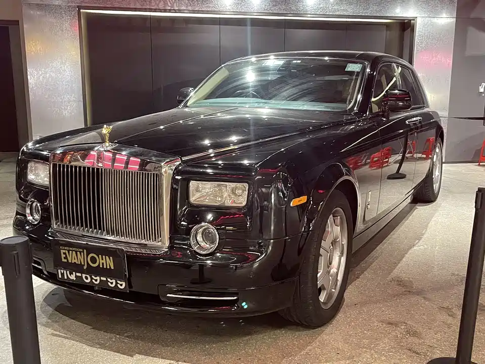 Rolls-Royce Phantom