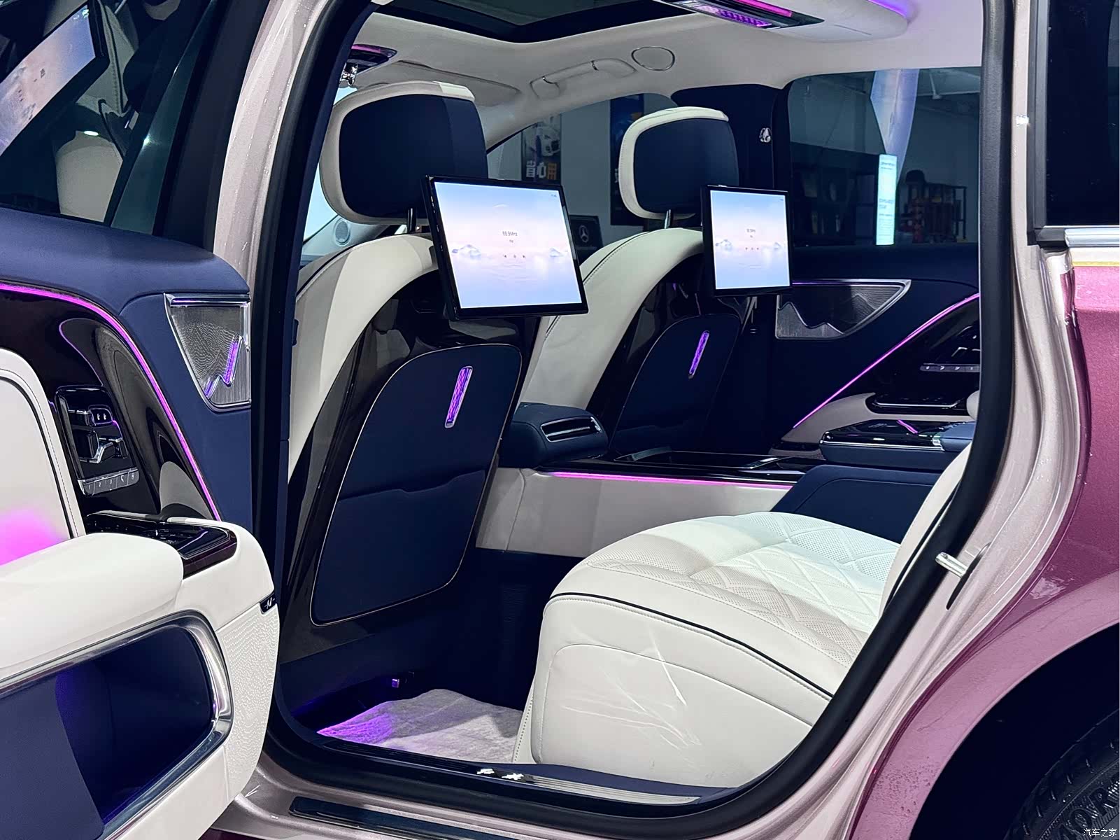 Hongqi Guoya, 2025 30