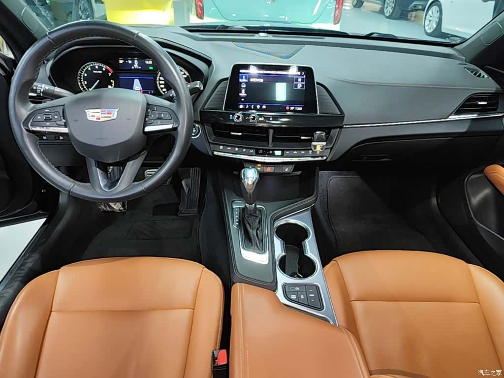 Cadillac CT4, 2022 13