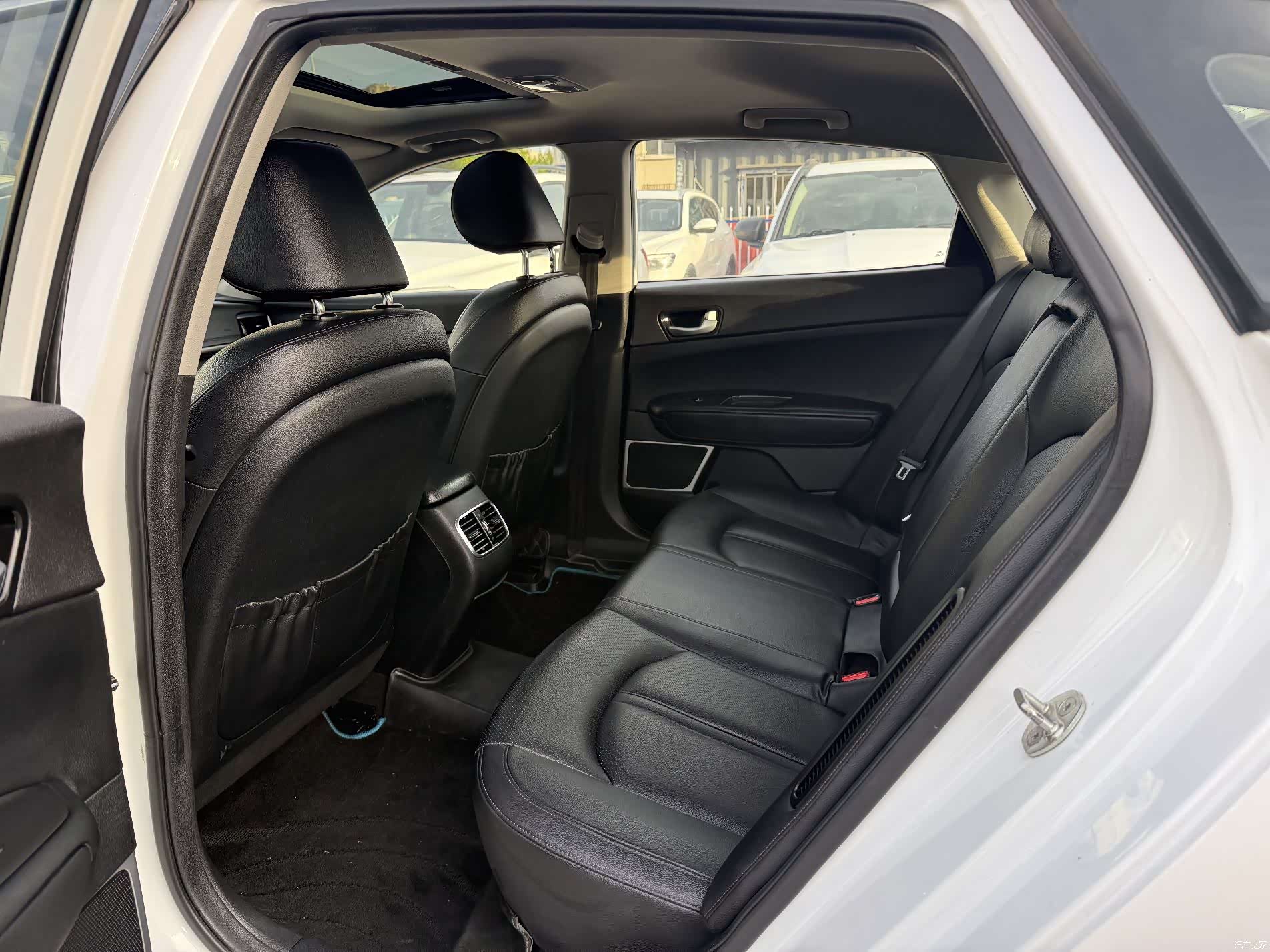 Kia K5, 2019 все фото
