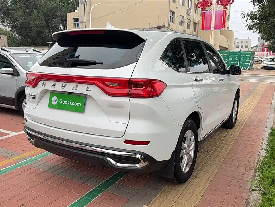 Haval M6