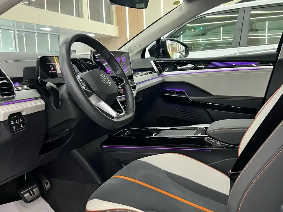 Volkswagen ID.6 CROZZ