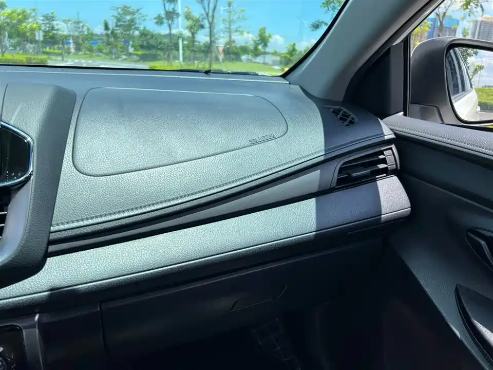 Toyota YARiS L Zhixuan