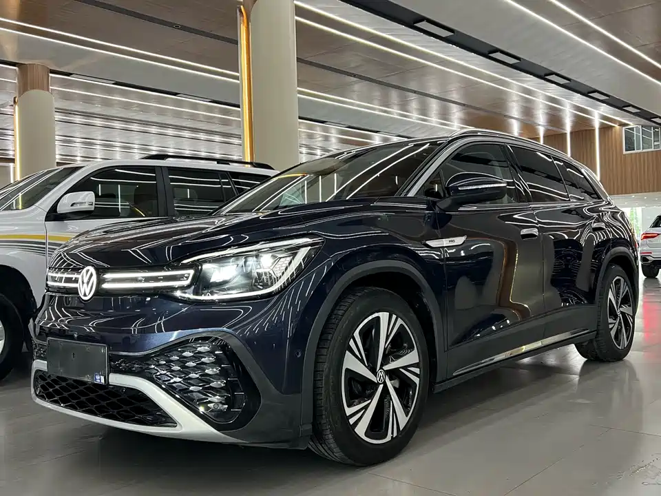 Volkswagen ID.6 CROZZ