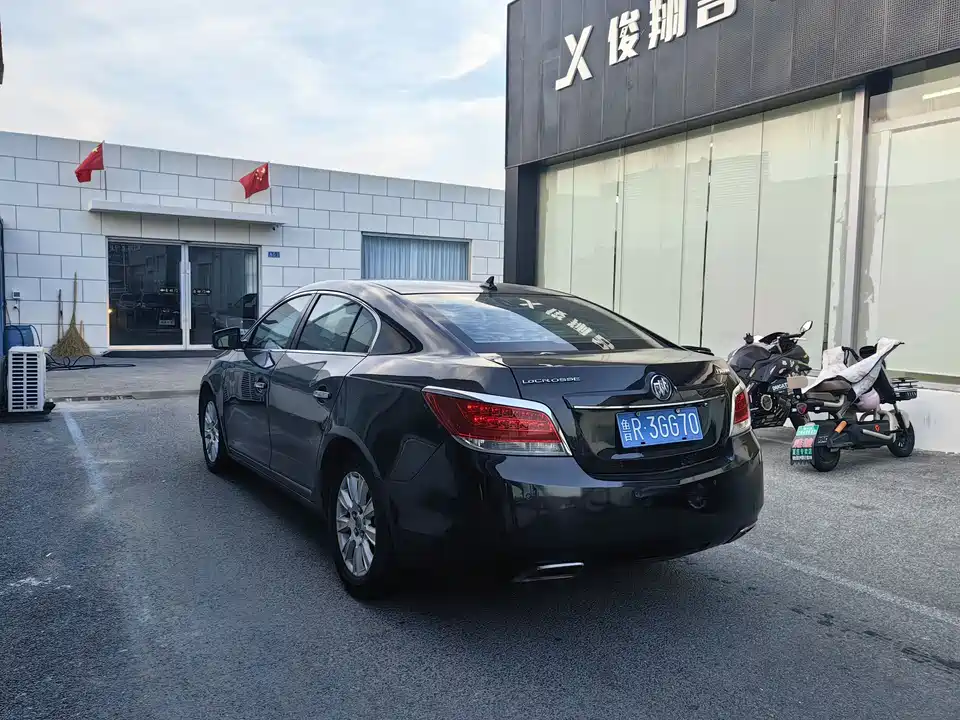 Buick Lacrosse