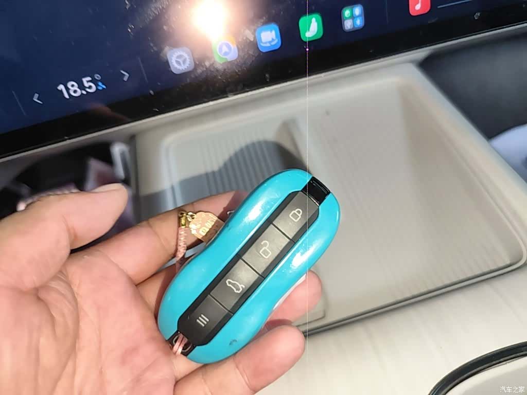 Xiaomi SU7, 2024 9