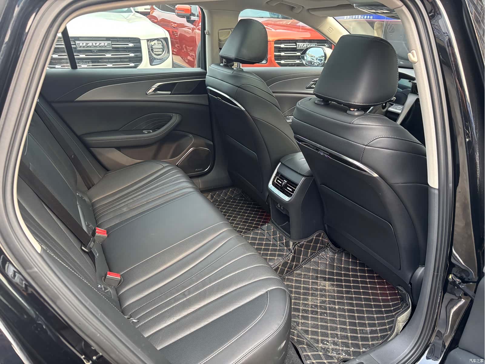 Hongqi H5, 2024 12