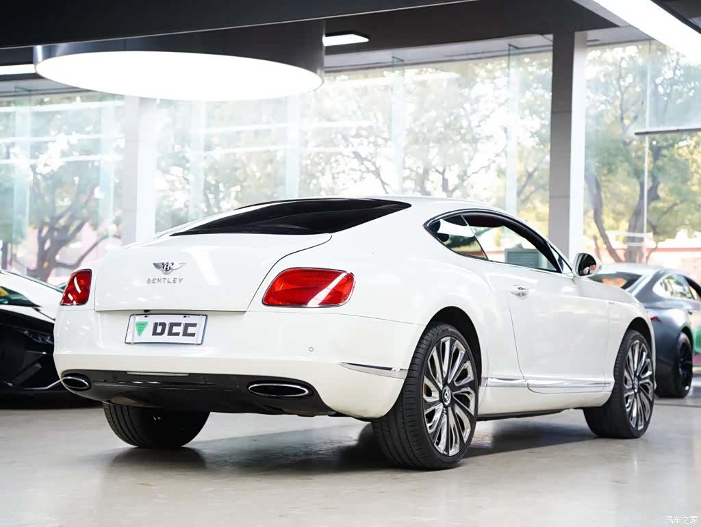 Bentley Continental GT, 2012 6