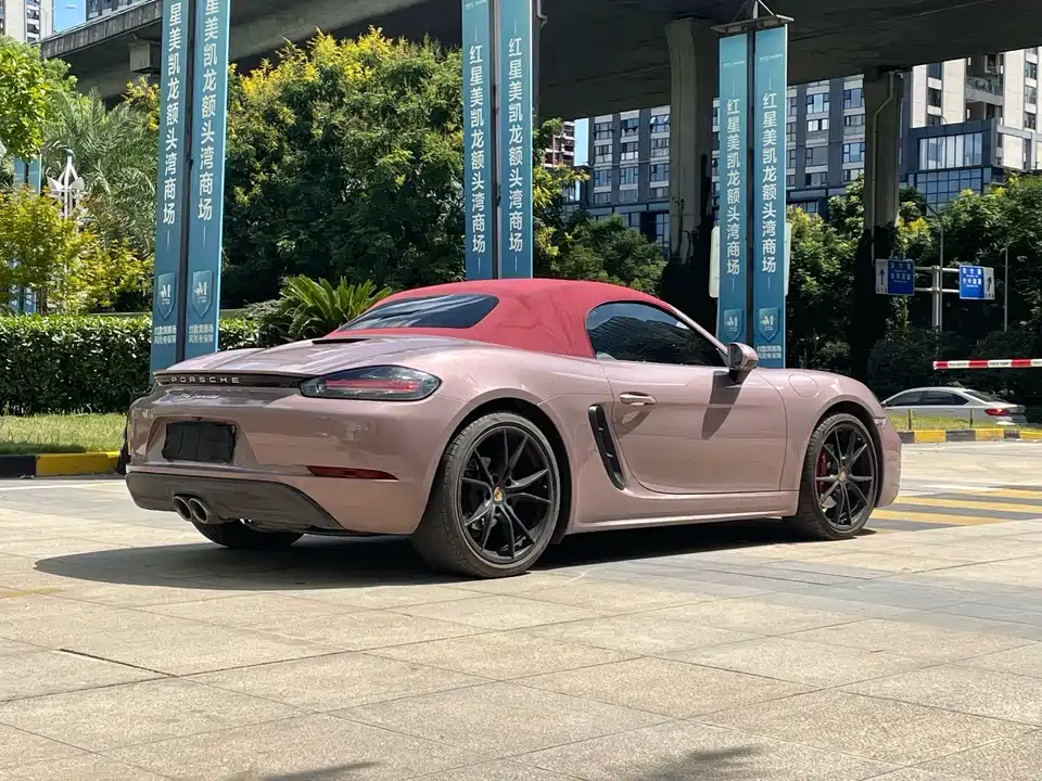 Porsche 718