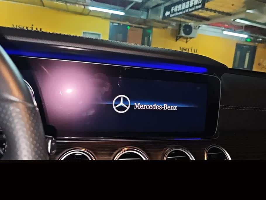 Mercedes-Benz E-class Mercedes-Benz E-class