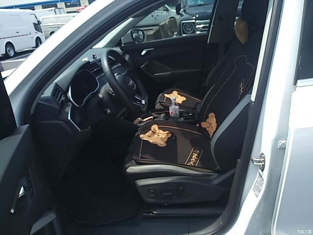 Audi Q3, 2023 15