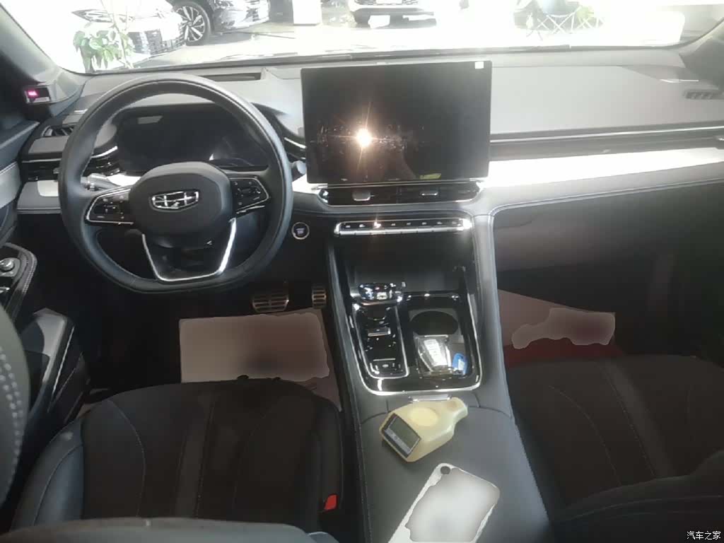 Geely Preface, 2025 10